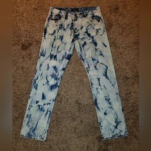 Akoo jeans